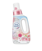 448019 КAO New Beads Fragrance Gel Гель для стирки белья с ароматом розы и магнолии  690г 448019